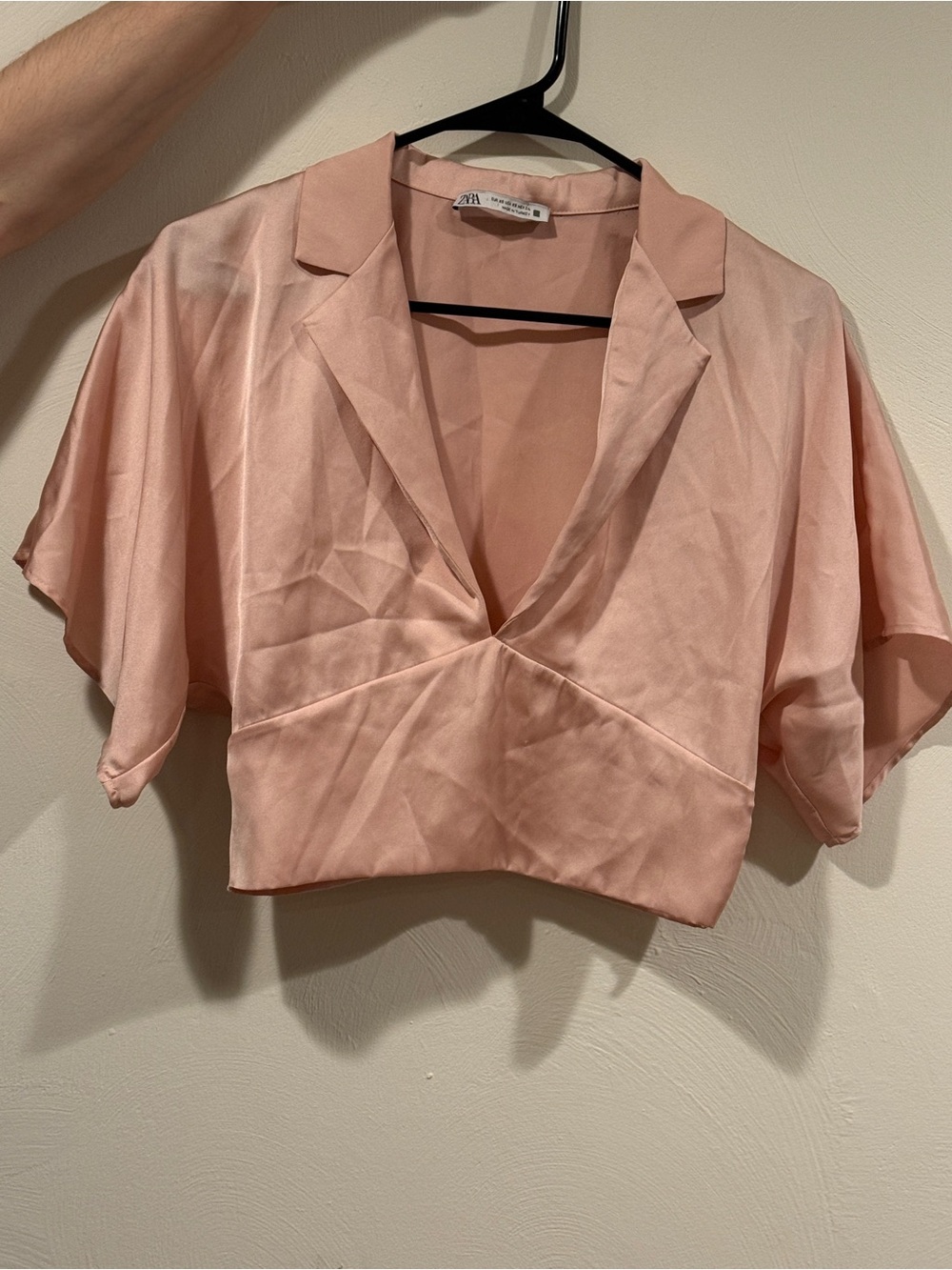 Zara Blush Pink Satin Cropped V-Neck Top
